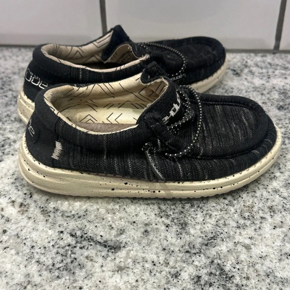 Hey Dude Toddler 8 Wally Stretch Black Slip On Loafers Speckled Sole Casual